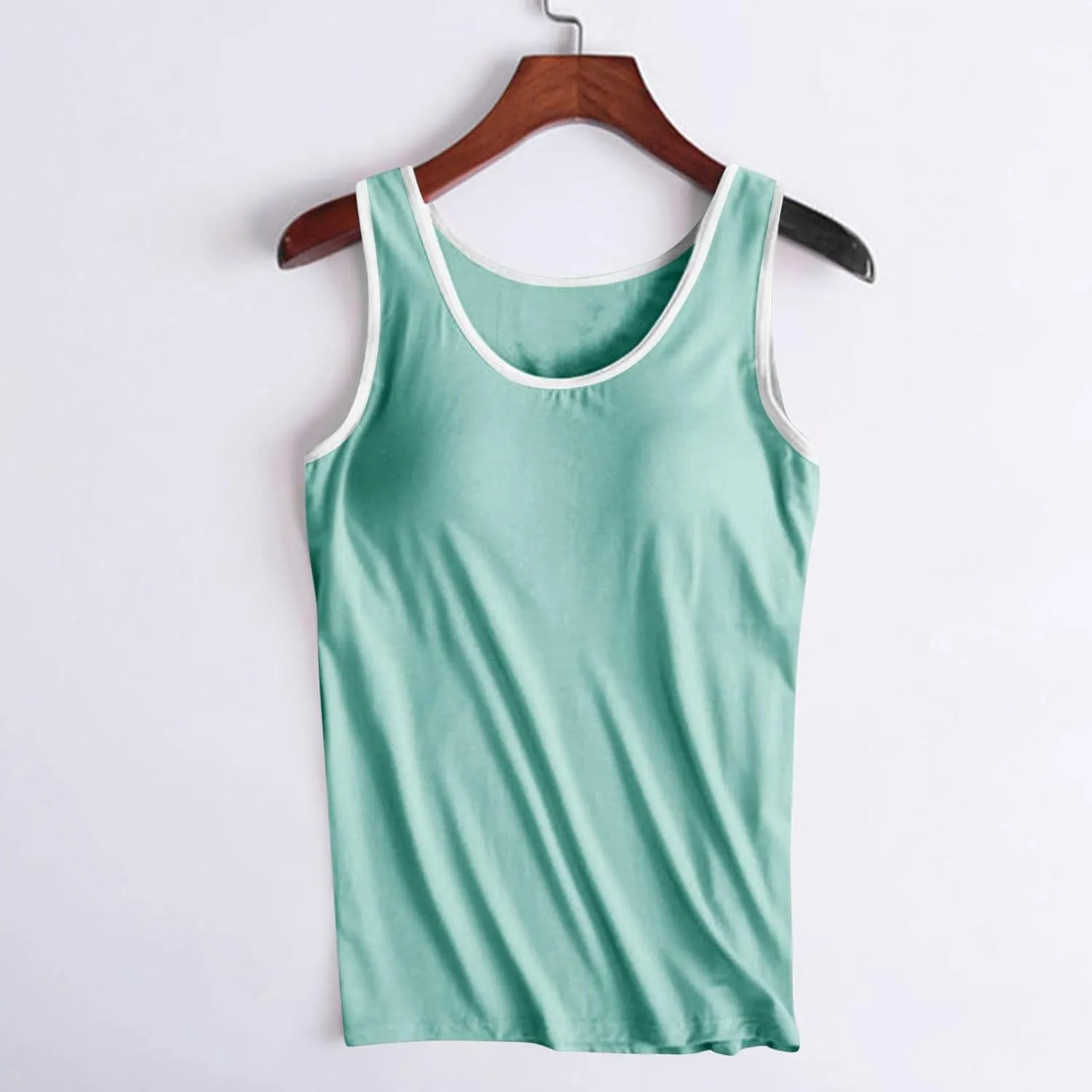 Camisole Tops for Women Built in Bra Casual Loose Sleeveless Tops Athletic Yoga Padded Sport Bra Seamless Underwear