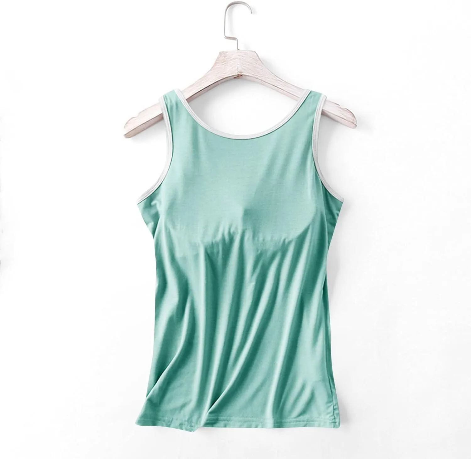 Camisole Tops for Women Built in Bra Casual Loose Sleeveless Tops Athletic Yoga Padded Sport Bra Seamless Underwear