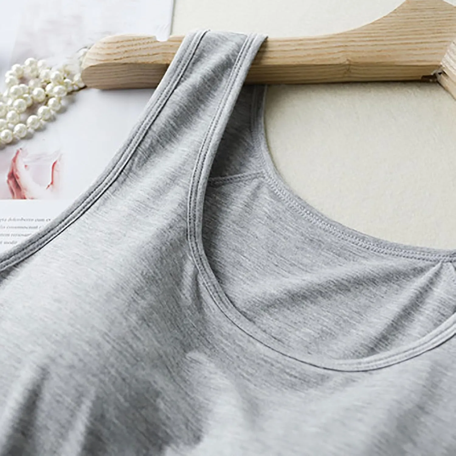 Tanktops with Built in Bras for Women Quick Dry Workout Sleeveless Yoga Camisole with Built in Bra Tank Tops Comfy